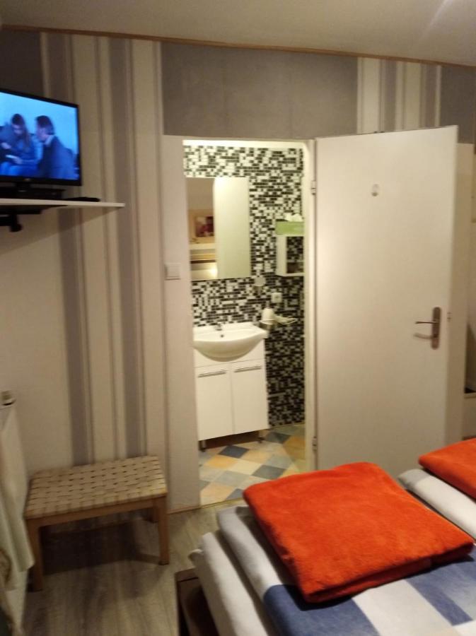 Hotel Garni "Adria" Windhagen Zewnętrze zdjęcie