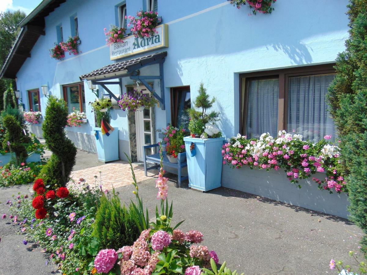 Hotel Garni "Adria" Windhagen Zewnętrze zdjęcie