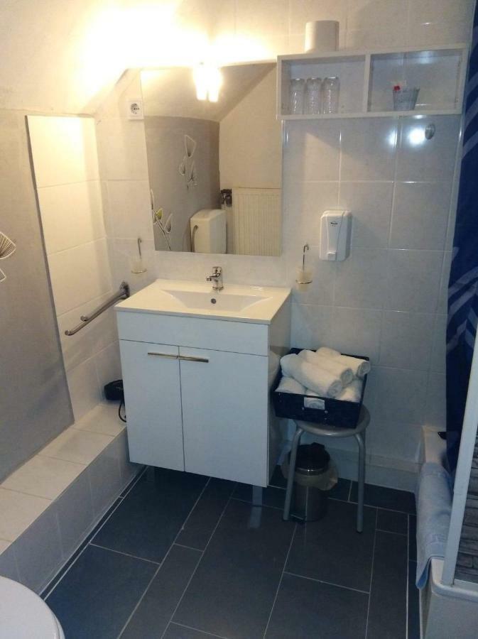 Hotel Garni "Adria" Windhagen Zewnętrze zdjęcie